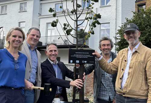 Toekomstboom in Gentse Rabotwijk geplant als symbool voor duurzaamheidsinspanningen
